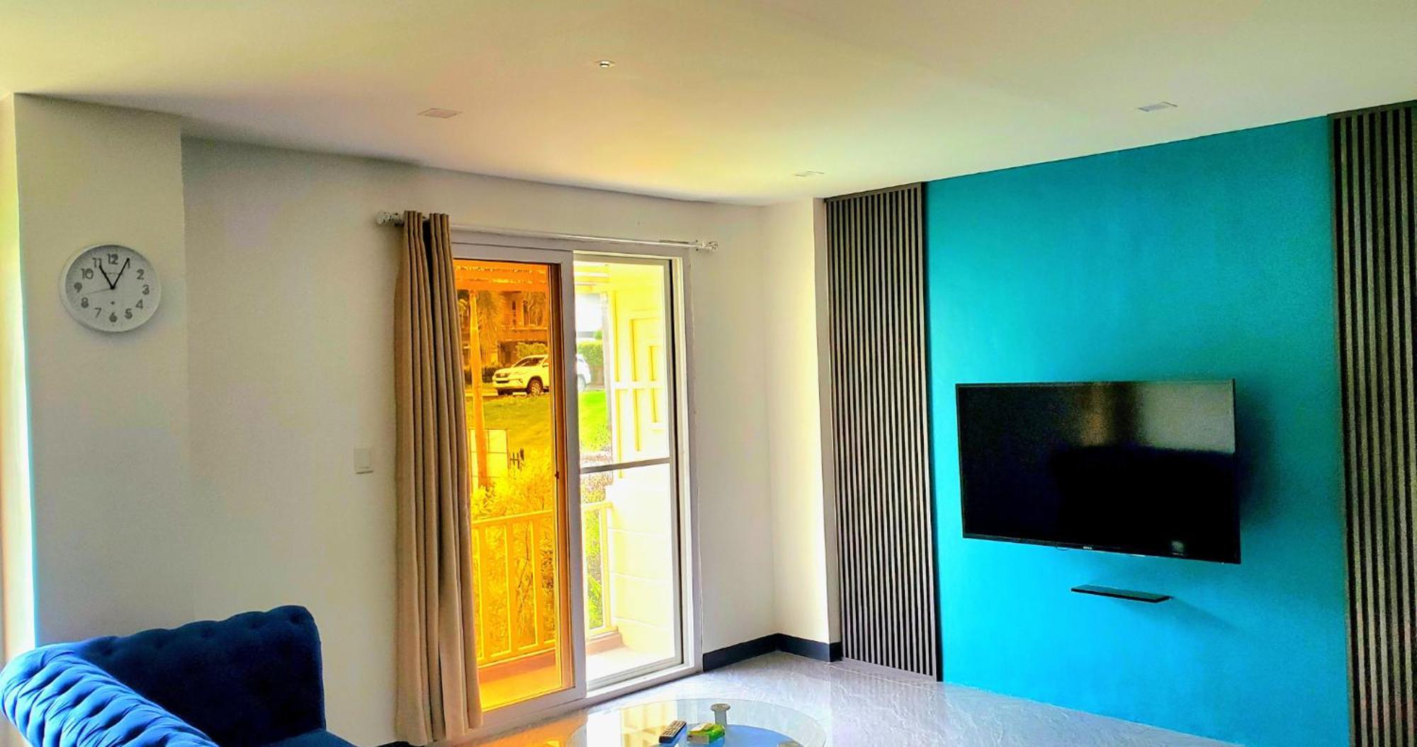 Aston Stay And Villas Mabalacat Exteriör bild